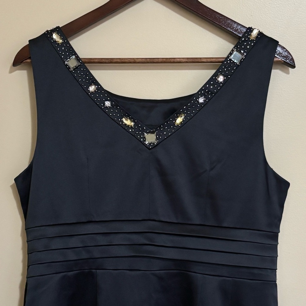 RW&CO.| Black Satin Cocktail Event Dress with Sparkling Gem Rhinestones Sz 12 - Picture 6 of 10